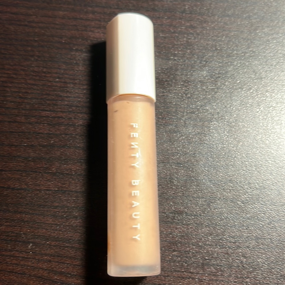 FENTY beauty instant retouch concealer in shade 200